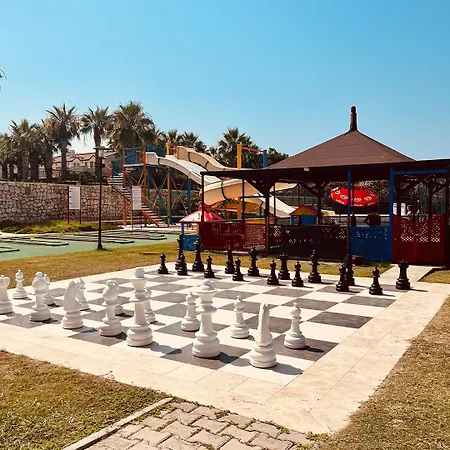 Hotel Kharma Beach Club Spa Apollonium Bay