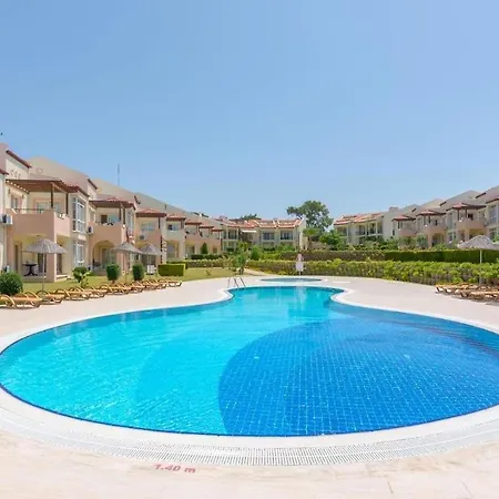 מלון Kharma Beach Club Spa Apollonium Bay *